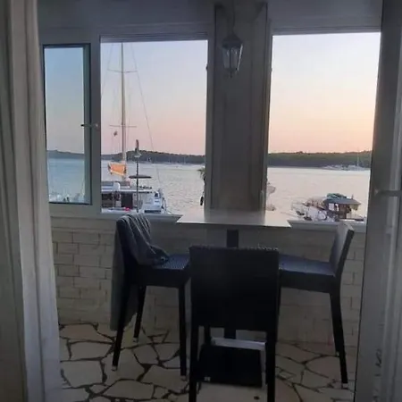 Apartman Cezar2 Rogoznica  Buitenkant foto