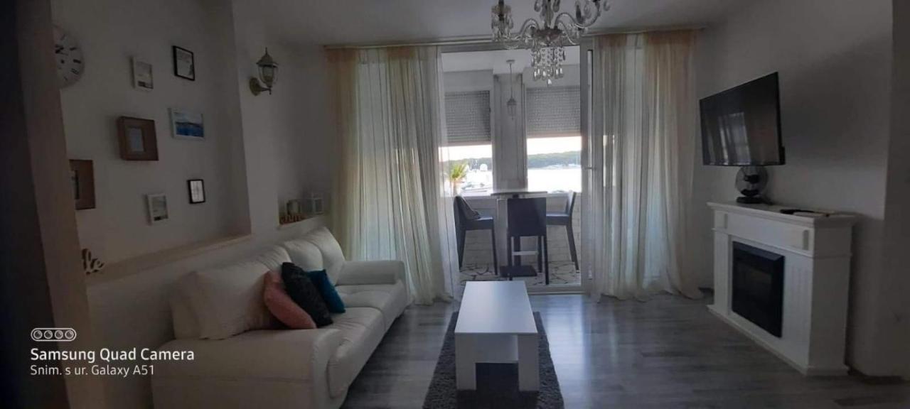 Cezar2 Apartment Rogoznica (Sibenik-Knin)